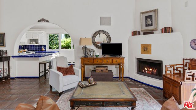 6317 Deep Dell Place, Los Angeles, CA 90068