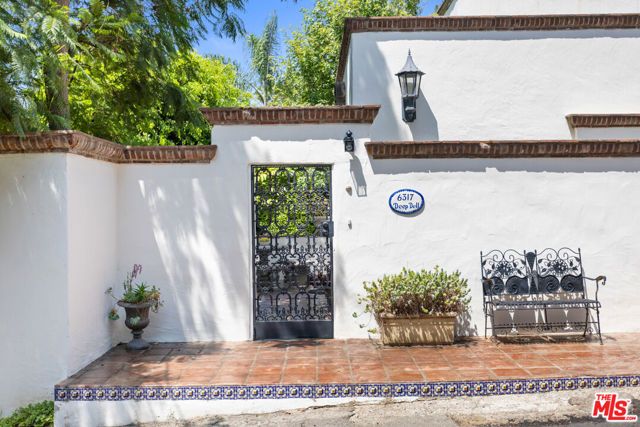 6317 Deep Dell Place, Los Angeles, CA 90068