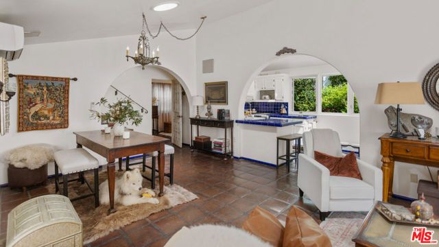 6317 Deep Dell Place, Los Angeles, CA 90068