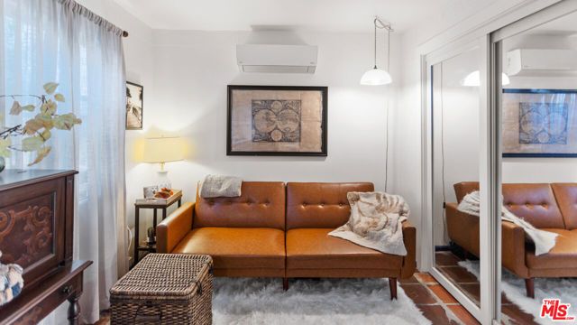 6317 Deep Dell Place, Los Angeles, CA 90068