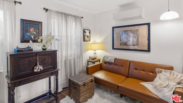 6317 Deep Dell Place, Los Angeles, CA 90068