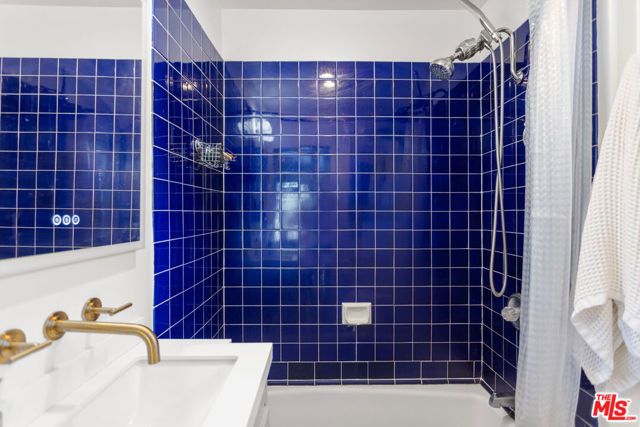6317 Deep Dell Place, Los Angeles, CA 90068
