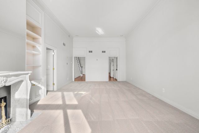 9004 Harbor Place Drive, St Clair Shores, MI 48080