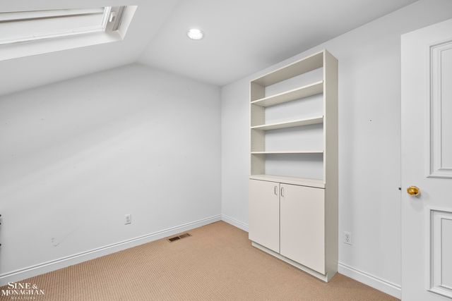 9004 Harbor Place Drive, St Clair Shores, MI 48080