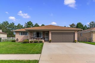 13141 Balfour Drive, Warren, MI 48088