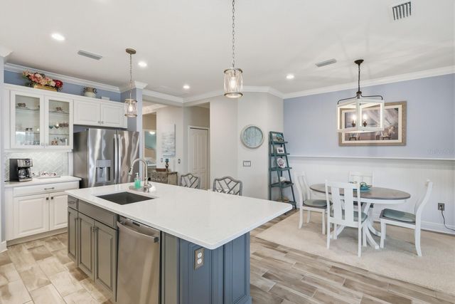 2723 SAPPHIRE BLUE LANE, Bradenton, FL 34211