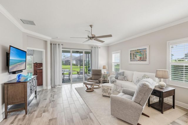 2723 SAPPHIRE BLUE LANE, Bradenton, FL 34211