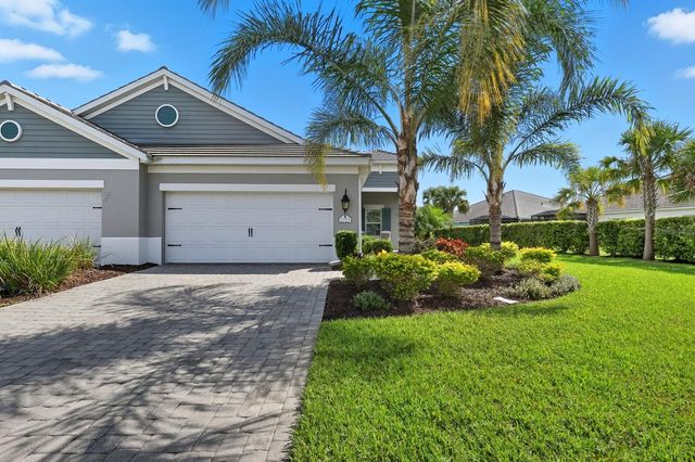 2723 SAPPHIRE BLUE LANE, Bradenton, FL 34211