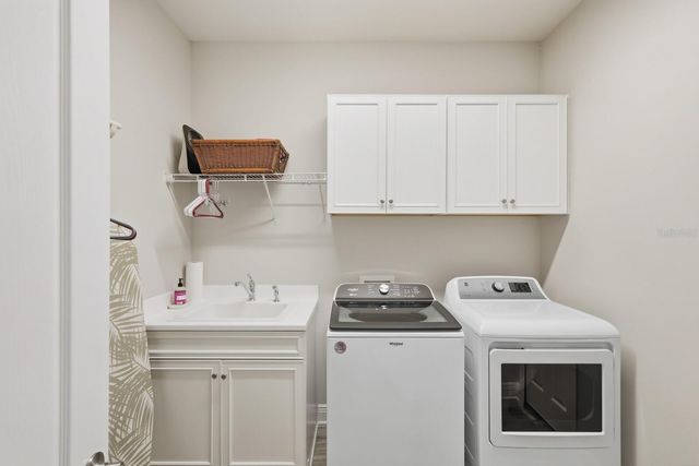 2723 SAPPHIRE BLUE LANE, Bradenton, FL 34211