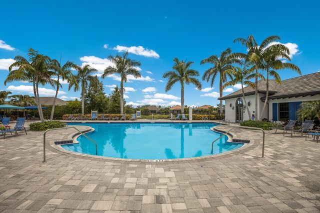 2723 SAPPHIRE BLUE LANE, Bradenton, FL 34211