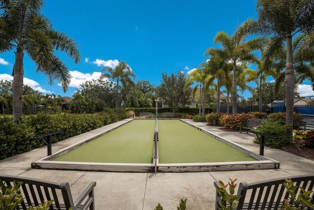 2723 SAPPHIRE BLUE LANE, Bradenton, FL 34211