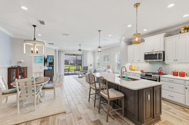 2723 SAPPHIRE BLUE LANE, Bradenton, FL 34211