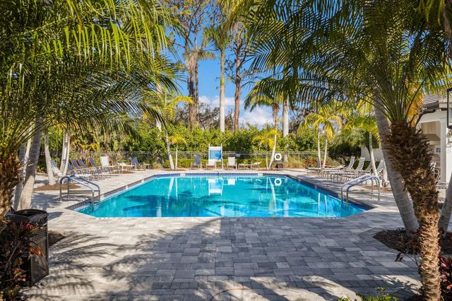 2723 SAPPHIRE BLUE LANE, Bradenton, FL 34211