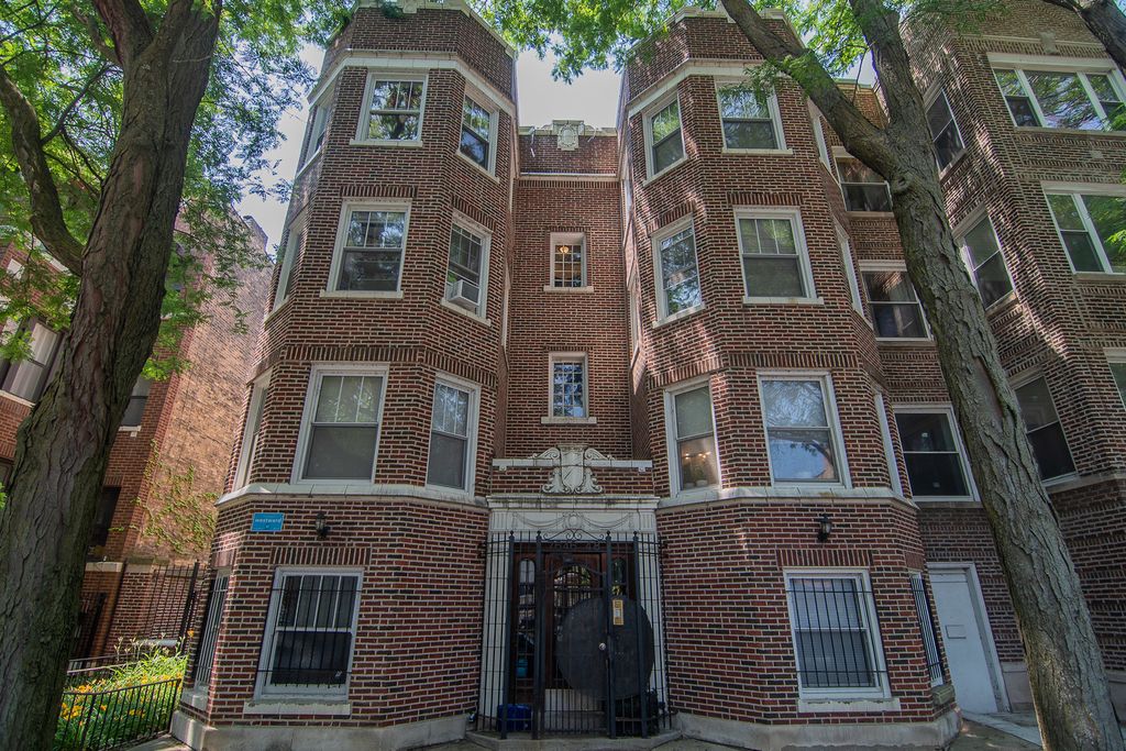 7648 N GREENVIEW Avenue 3, Chicago, IL 60626