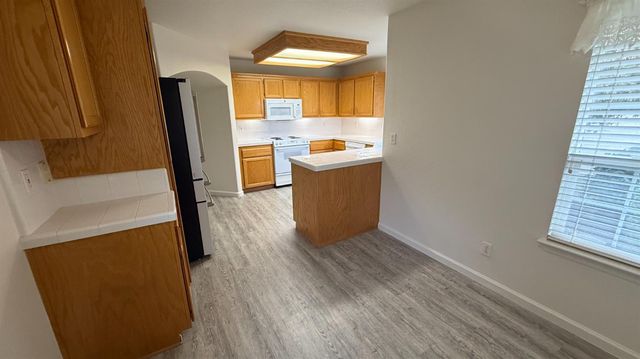 2024 Cartagena Dr, Yuba City, CA 95993