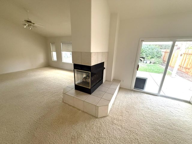 2024 Cartagena Dr, Yuba City, CA 95993