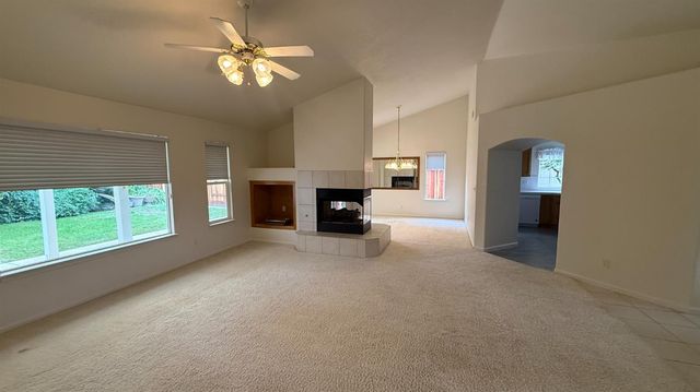 2024 Cartagena Dr, Yuba City, CA 95993