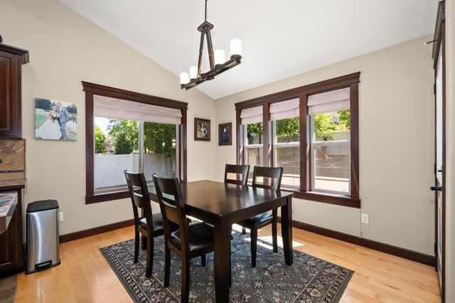 9208 N Seminole St, Spokane, WA 99208