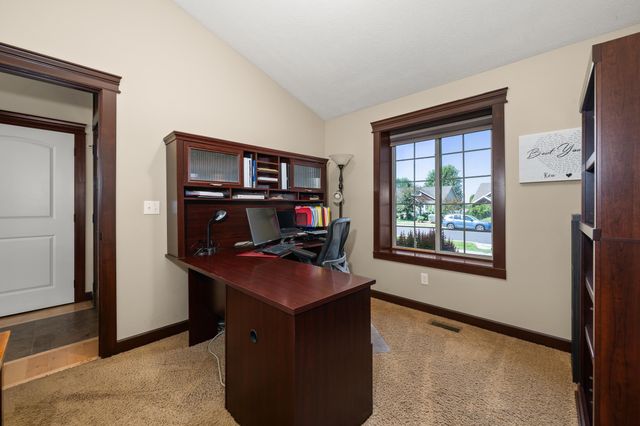 9208 N Seminole St, Spokane, WA 99208