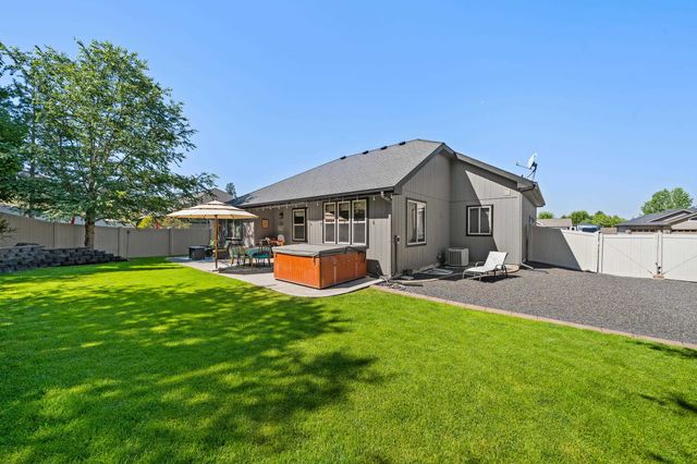 9208 N Seminole St, Spokane, WA 99208