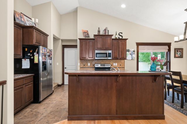 9208 N Seminole St, Spokane, WA 99208