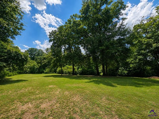 450 Sandefur Road, Kathleen, GA 31047