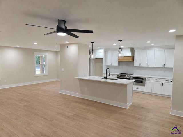 450 Sandefur Road, Kathleen, GA 31047