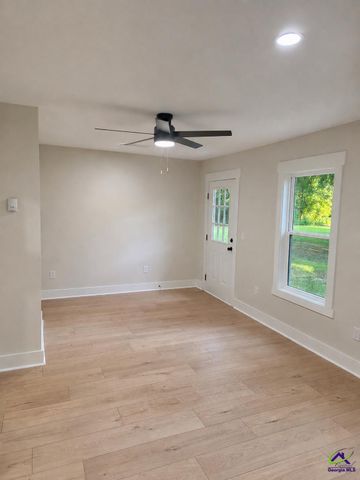 450 Sandefur Road, Kathleen, GA 31047