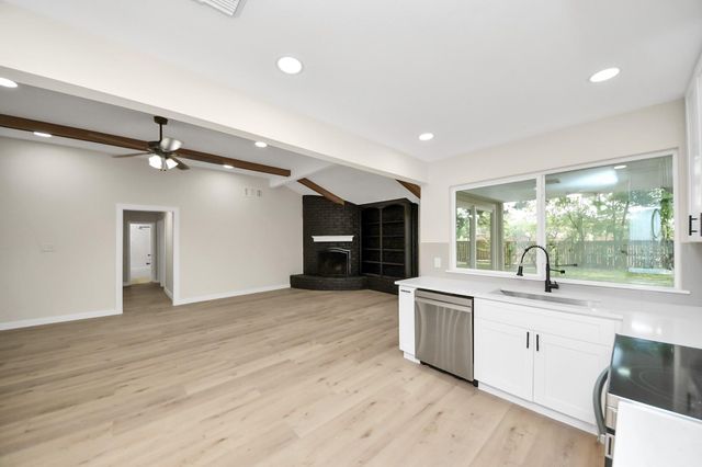 1019 Summers Drive, Missouri City, TX 77489