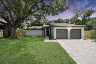 1019 Summers Drive, Missouri City, TX 77489