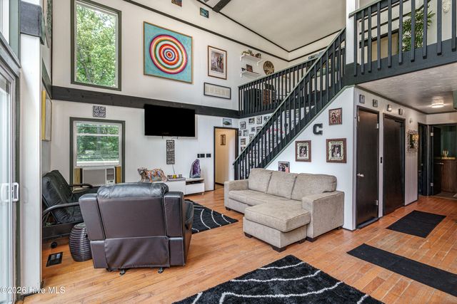 860 Holly Road, Murphy, NC 28906