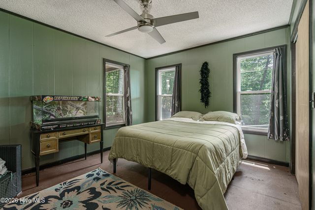 860 Holly Road, Murphy, NC 28906