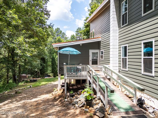 860 Holly Road, Murphy, NC 28906