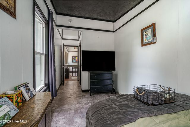 860 Holly Road, Murphy, NC 28906