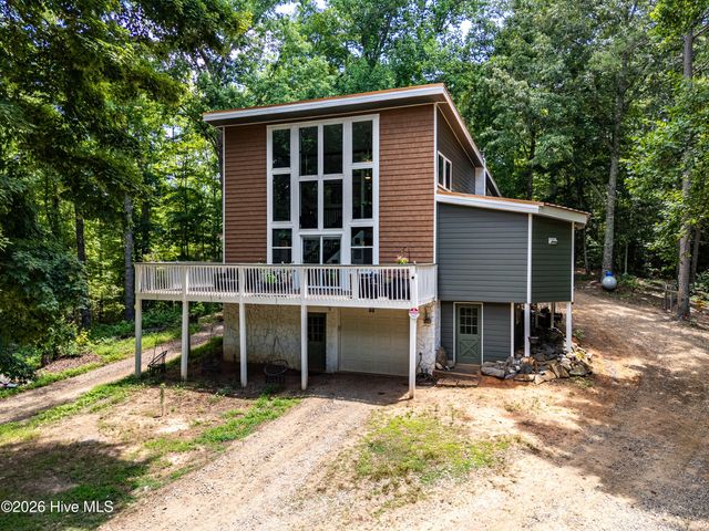 860 Holly Road, Murphy, NC 28906