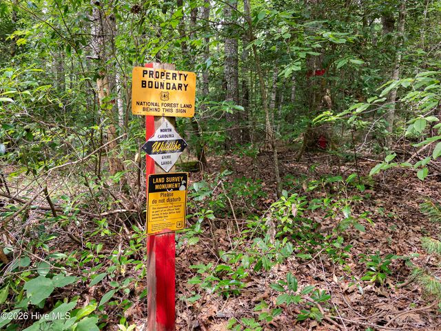 860 Holly Road, Murphy, NC 28906