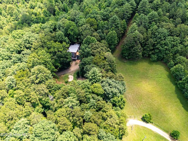 860 Holly Road, Murphy, NC 28906