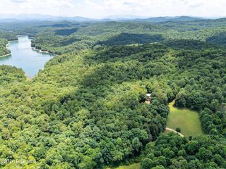860 Holly Road, Murphy, NC 28906