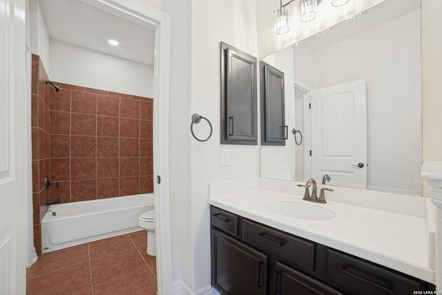 8046 Stillwater Pkwy, San Antonio, TX 78254