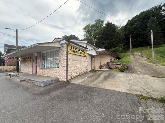 31 Paralee Lane, Waynesville, NC 28786