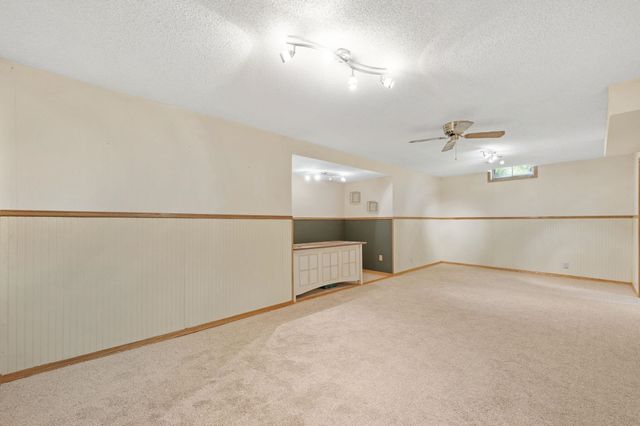 416 W Campus Ave, Wichita, KS 67217