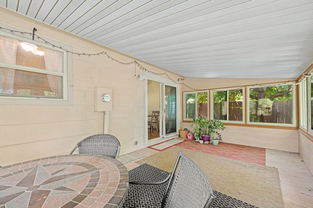 416 W Campus Ave, Wichita, KS 67217