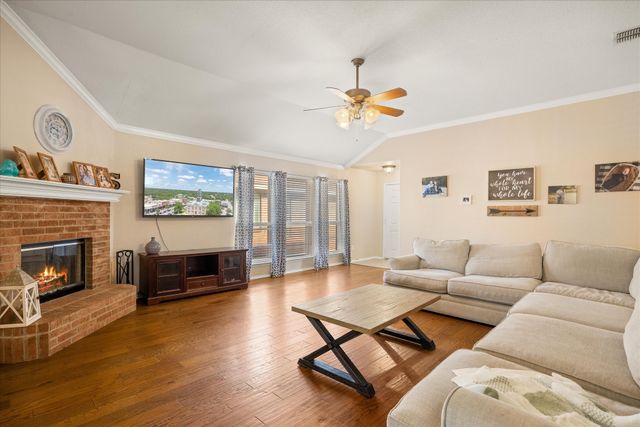 4206 Beryl Lane, Granbury, TX 76049