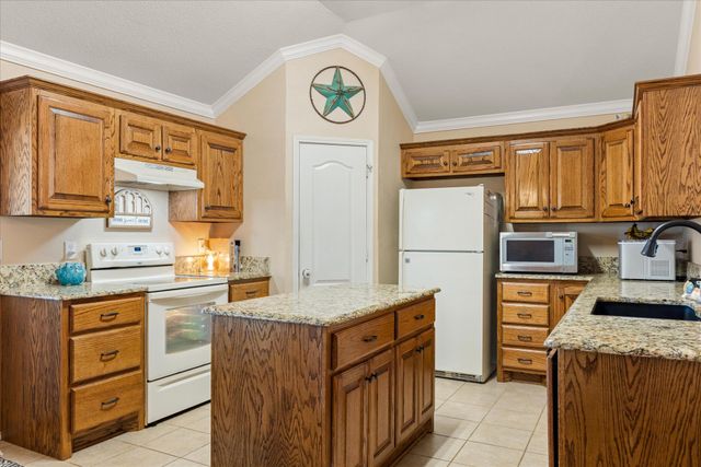 4206 Beryl Lane, Granbury, TX 76049