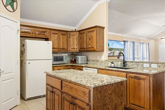 4206 Beryl Lane, Granbury, TX 76049