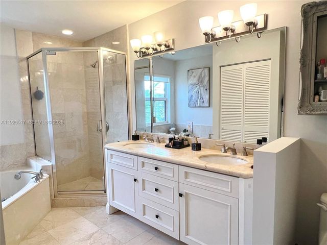 1616 NE 9th St, Fort Lauderdale, FL 33304