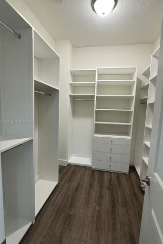 1616 NE 9th St, Fort Lauderdale, FL 33304