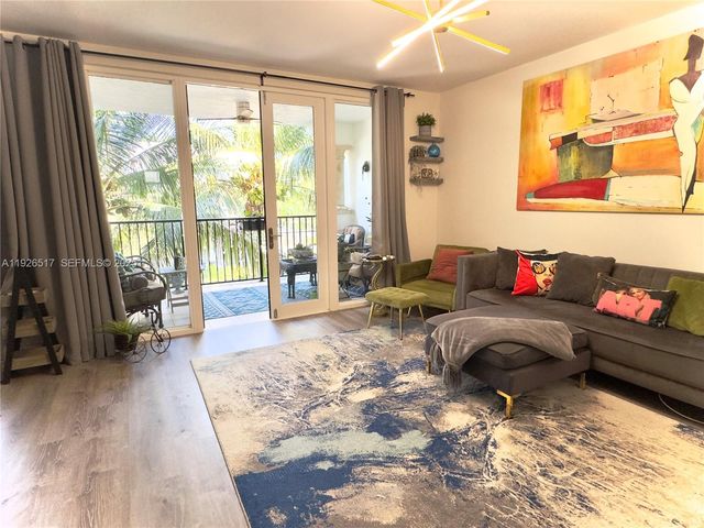 1616 NE 9th St, Fort Lauderdale, FL 33304