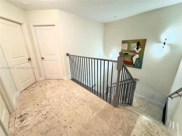 1616 NE 9th St, Fort Lauderdale, FL 33304