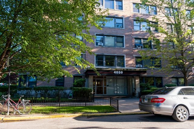 4880 N Marine Drive 304, Chicago, IL 60640
